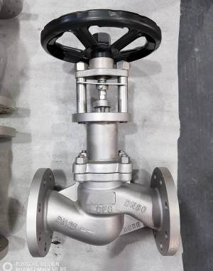 ���ƹܷ��Ų�Ʒչʾ